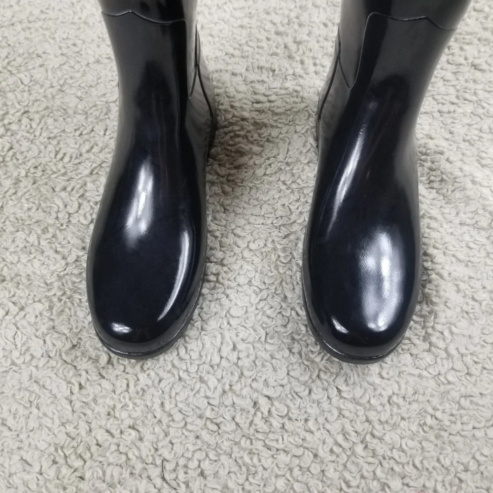 Hunter Black Gloss Tall Rain Boots